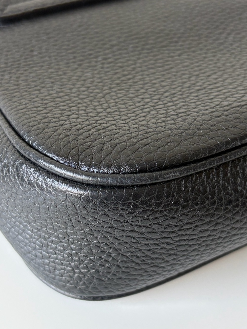 Gucci SoHo Disco Chain Bag - Picture 11 of 16
